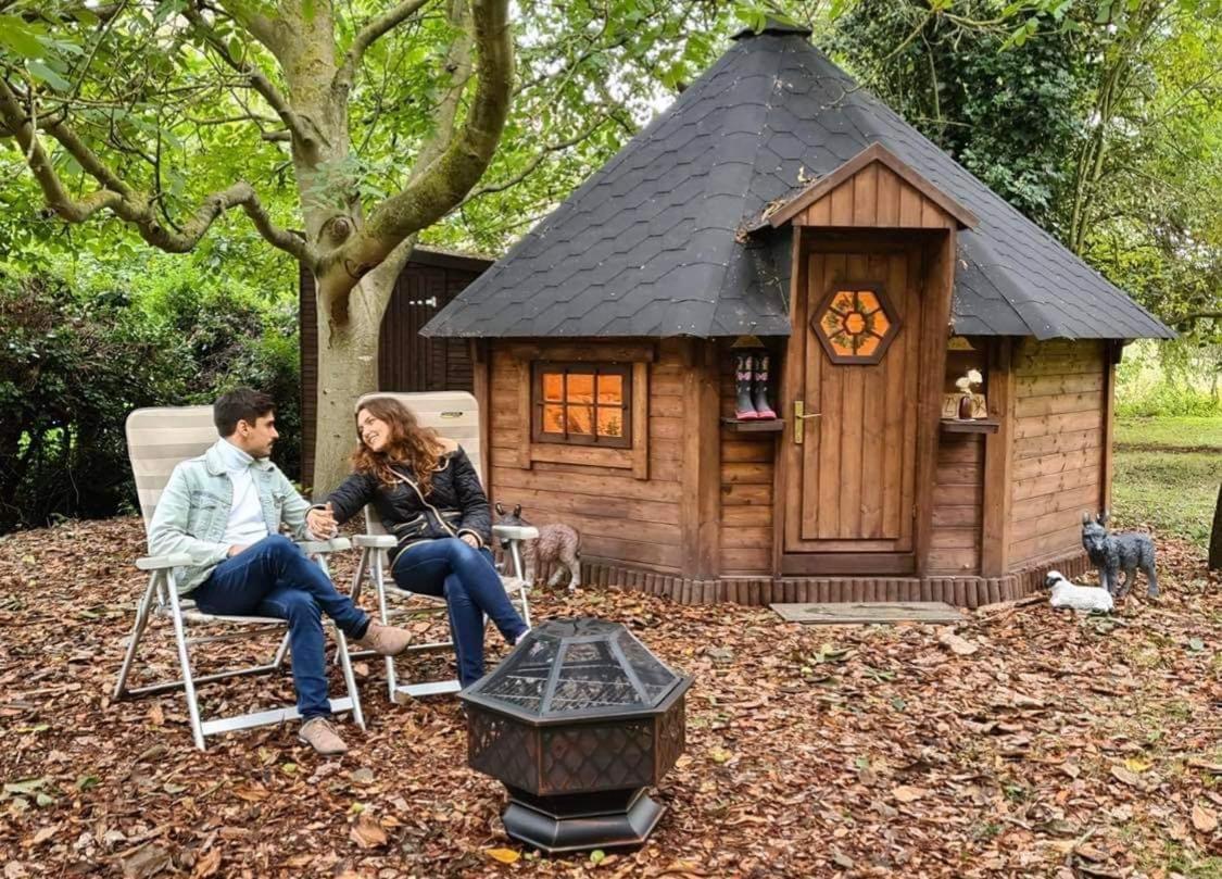 Starry Meadow & Rescued Animal Experiences Vila Great Yarmouth Exterior foto